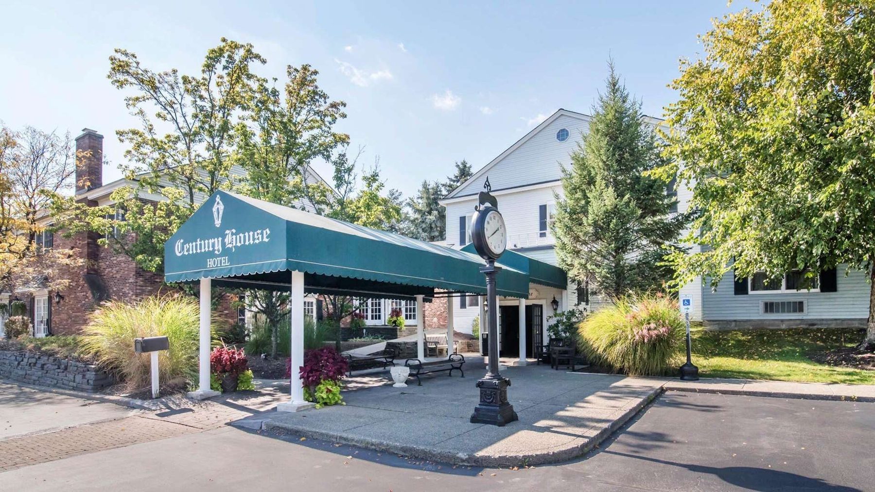 The Century House Prime Restaurant